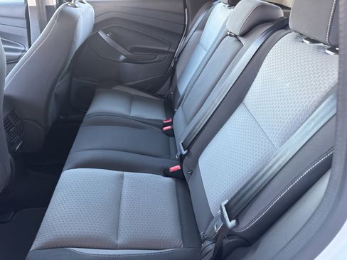 Used 2018 Ford C-MAX SE image 33