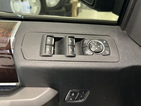 Used 2016 Ford F150 Platinum w/ Trailer Tow Package AWD/4WD image 24