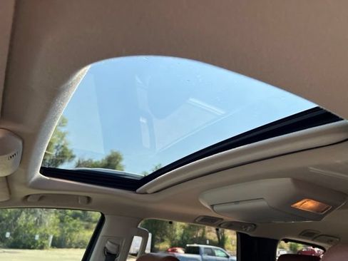 Used 2019 Toyota Sequoia Platinum AWD/4WD image 26