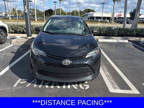 Used 2018 Toyota Corolla L image 2
