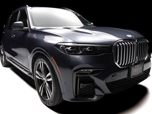 Used 2021 BMW X7 xDrive40i w/ M Sport Package AWD/4WD image 36