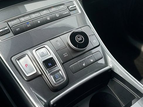 Used 2022 Hyundai Santa Fe SEL w/ Convenience Package image 21