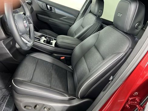 Used 2026 Buick Enclave Sport Touring FWD image 19