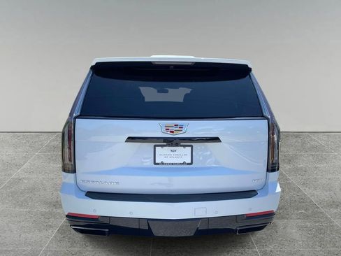 New 2026 Cadillac Escalade ESV Sport w/ Touring Package AWD/4WD image 4