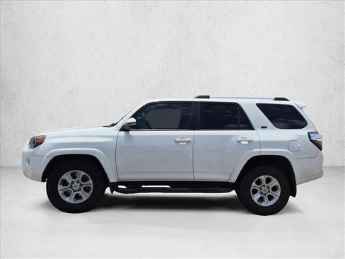 Used 2020 Toyota 4Runner SR5 Premium AWD/4WD image 8