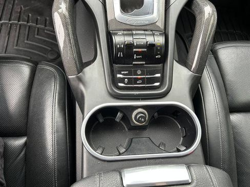 Used 2013 Porsche Cayenne GTS image 17