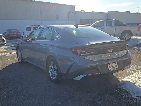Used 2025 Hyundai Sonata SE image 6