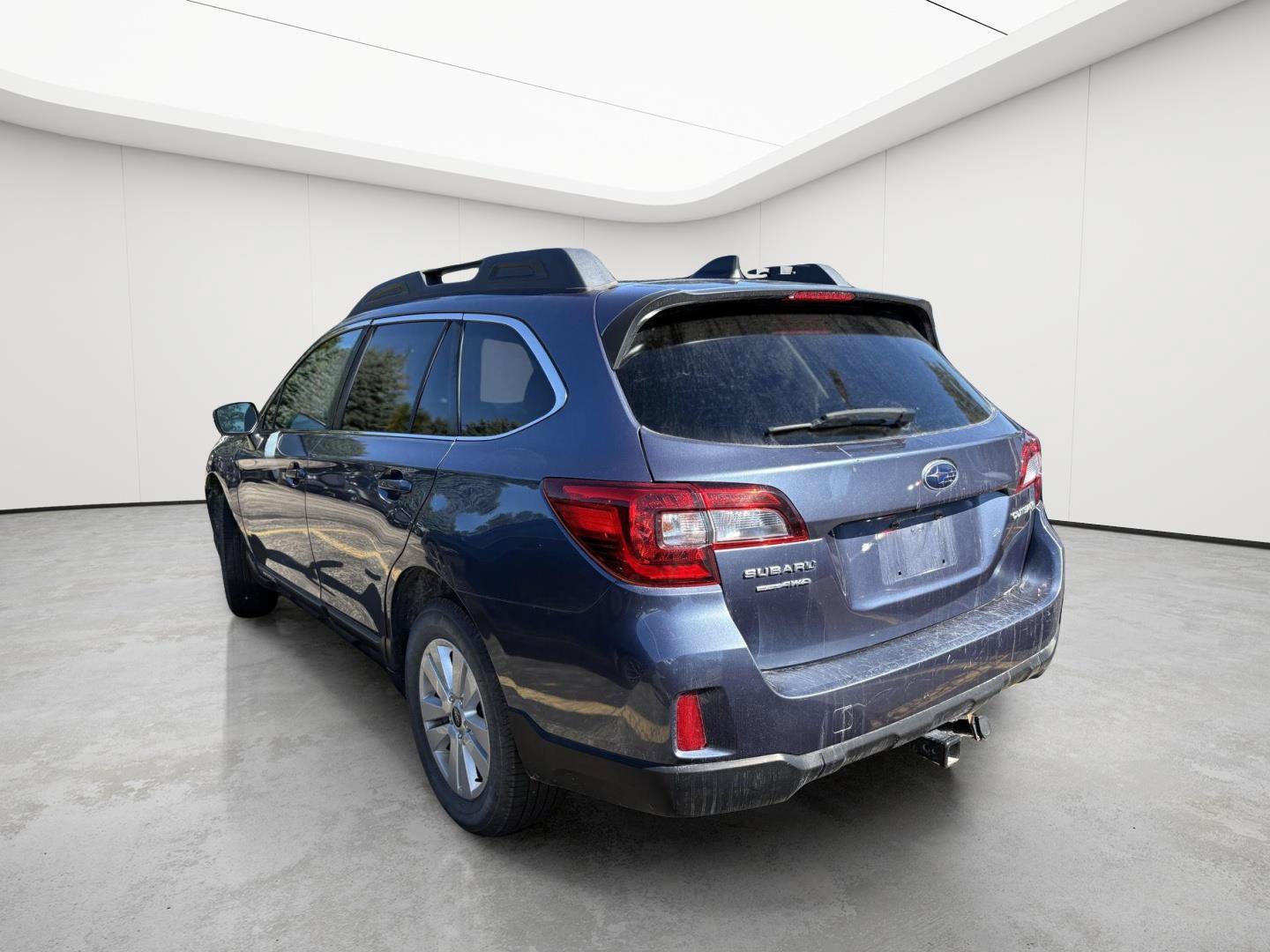 Used 2017 Subaru Outback 2.5i Premium AWD/4WD image 5