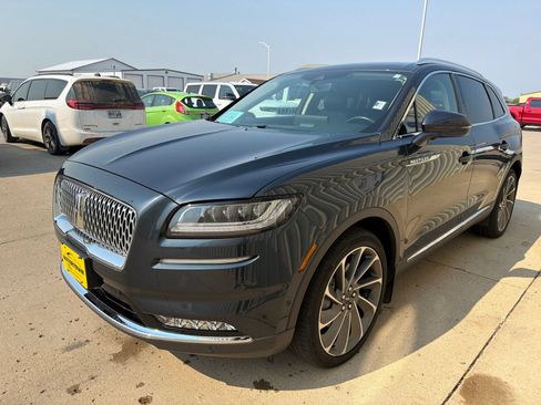 Used 2023 Lincoln Nautilus Reserve w/ Equipment Group 202A AWD/4WD image 4