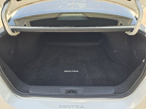Used 2024 Nissan Sentra S FWD image 25