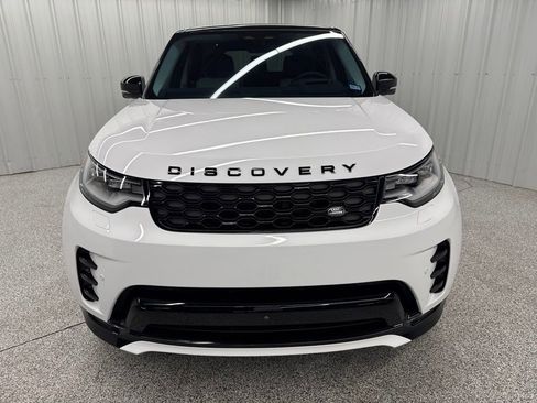 Used 2025 Land Rover Discovery Dynamic SE AWD/4WD image 2