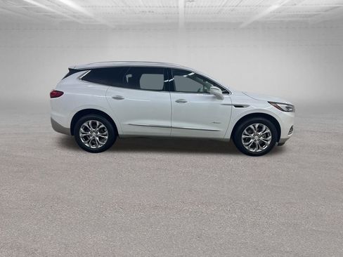 Used 2018 Buick Enclave Avenir w/ Avenir Technology Package image 14