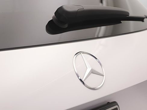 Certified 2023 Mercedes-Benz GLA 250 image 19