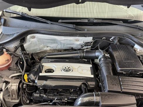 Used 2014 Volkswagen Tiguan SE image 27