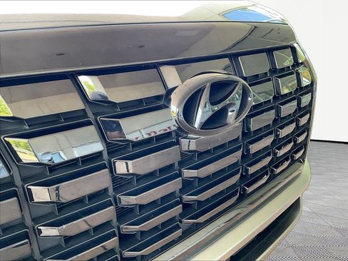Used 2024 Hyundai Palisade SEL AWD/4WD image 32