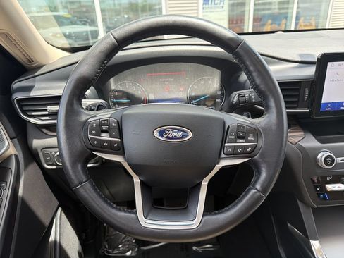 Used 2020 Ford Explorer Limited w/ Class III Trailer Tow Package AWD/4WD image 15