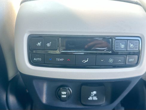 Used 2024 Hyundai Palisade Limited FWD image 27
