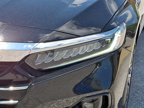 Used 2021 Honda Accord EX image 9