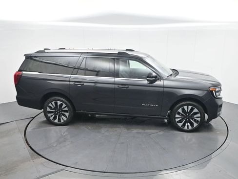 New 2025 Ford Expedition Max Platinum w/ Driver's Package image 29
