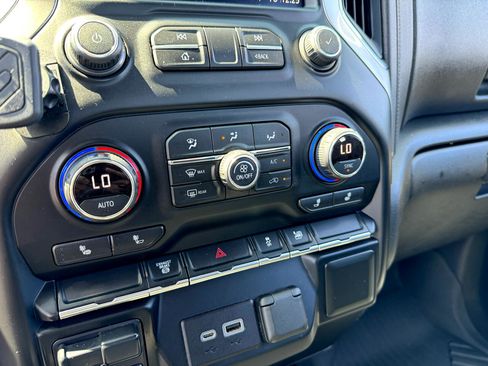 Used 2021 Chevrolet Silverado 3500 LT w/ Convenience Package image 21