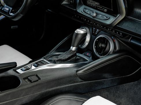 Used 2016 Chevrolet Camaro SS RWD image 29