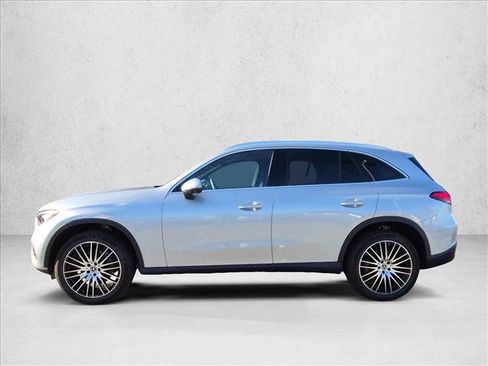 Certified 2026 Mercedes-Benz GLC 300 image 8