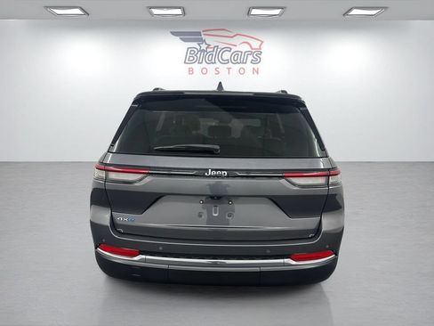 Used 2023 Jeep Grand Cherokee 4WD 4xe image 5