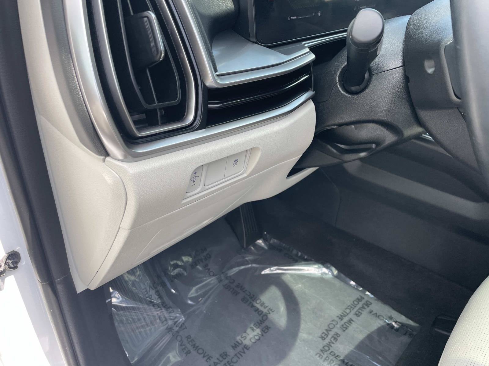 Used 2025 Kia Sorento S w/ Panoramic Sunroof Package FWD image 20