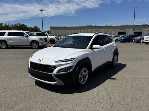 Used 2023 Hyundai Kona SEL FWD image 5