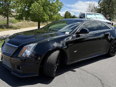 Used 2014 Cadillac CTS V RWD image 2