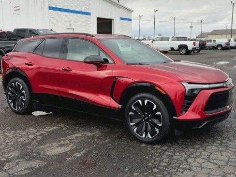 Certified 2024 Chevrolet Blazer EV RS image 2