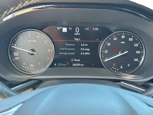 Used 2022 Buick Envision Avenir w/ Technology Package II image 31