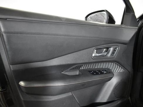 Certified 2025 Nissan Ariya AWD image 7
