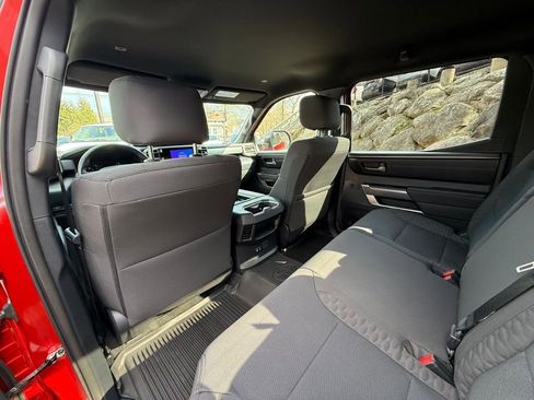 Used 2025 Toyota Tundra SR5 w/ TRD Off-Road Package AWD/4WD image 18