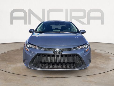 Used 2022 Toyota Corolla LE image 8