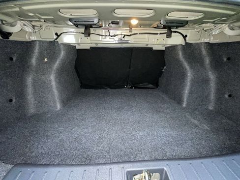 Used 2023 Nissan Versa SR w/ Trunk Package image 28