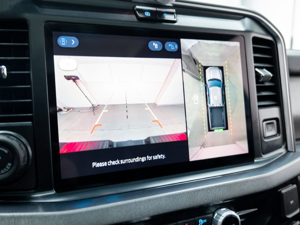 Used 2025 Ford F350 Platinum AWD/4WD image 46