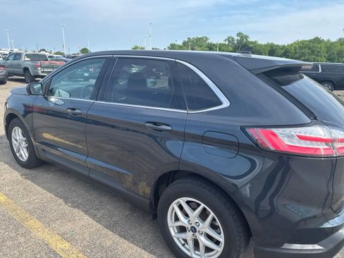 Used 2022 Ford Edge SEL w/ Convenience Package AWD/4WD image 16