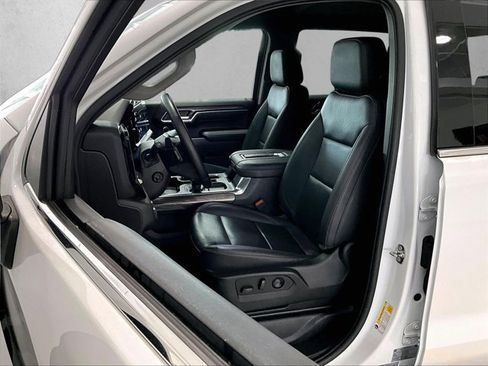 Used 2022 Chevrolet Silverado 1500 LTZ RWD image 27