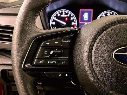 Used 2024 Subaru Crosstrek 2.5i Limited w/ Crosstrek Mirror Package image 17