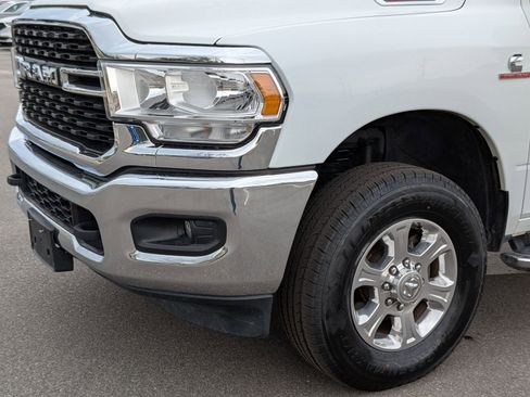 Used 2024 RAM 2500 Big Horn AWD/4WD image 9