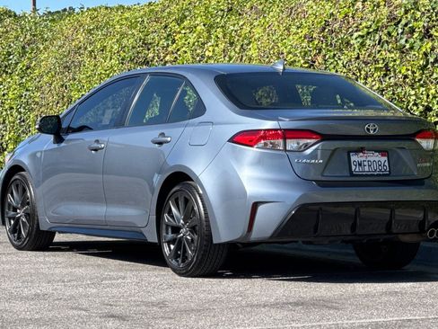 Used 2024 Toyota Corolla SE FWD image 7
