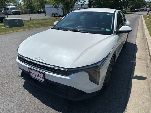 Certified 2025 Kia K4 FWD image 4