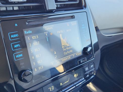 Used 2017 Toyota Prius Three Touring image 21