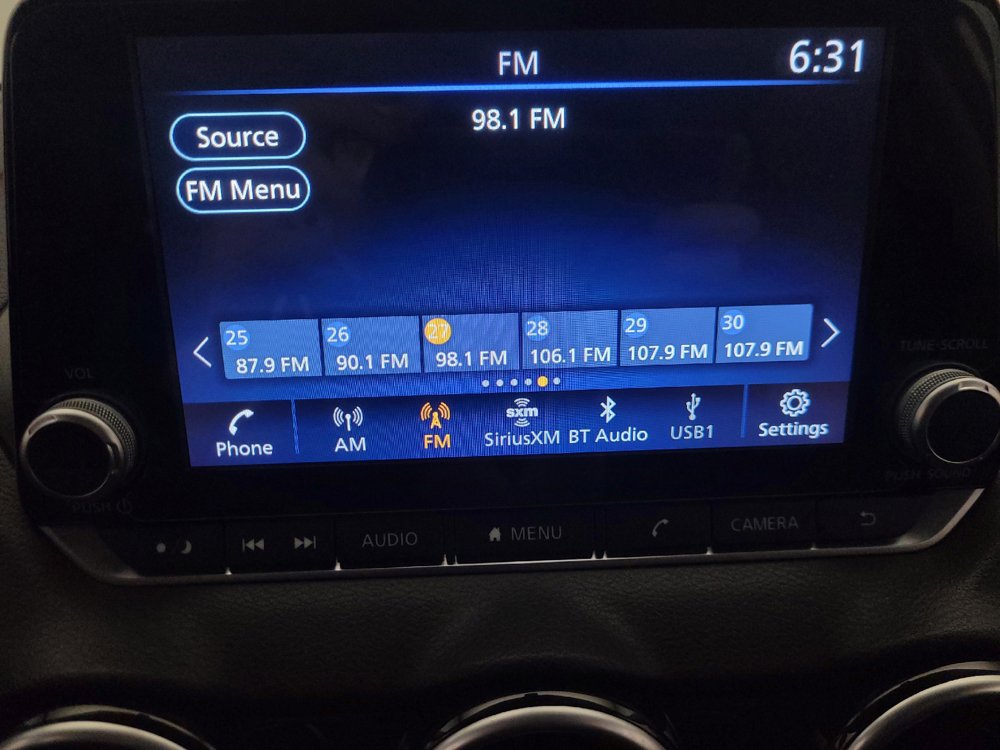 Used 2025 Nissan Sentra SV FWD image 25