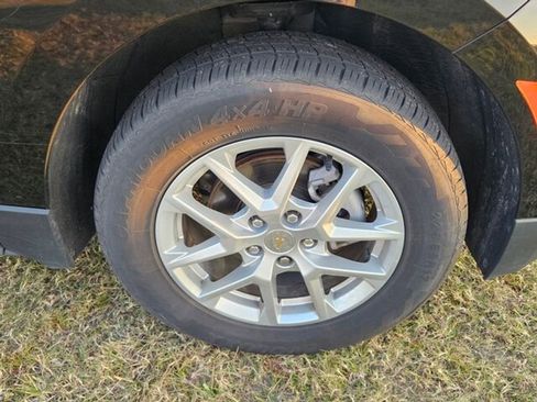 Used 2024 Chevrolet Equinox LT image 15