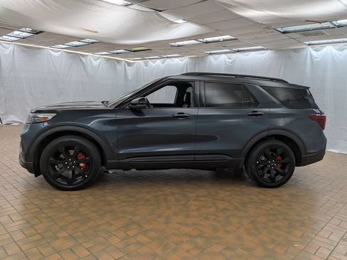 Certified 2023 Ford Explorer ST w/ Equipment Group 401A AWD/4WD image 4