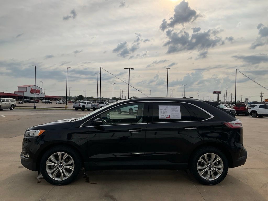 Used 2020 Ford Edge Titanium w/ Cargo Accessory Package FWD image 31