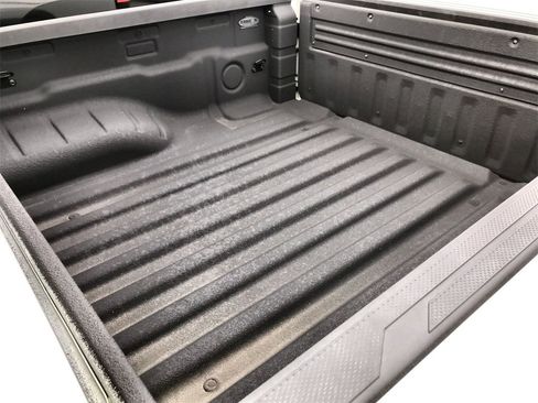 Used 2022 Nissan Frontier PRO-4X w/ Off-Road Protection Package image 23