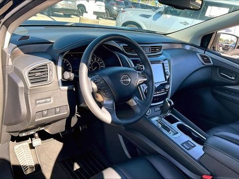 Certified 2023 Nissan Murano SV w/ Cargo Package FWD image 14